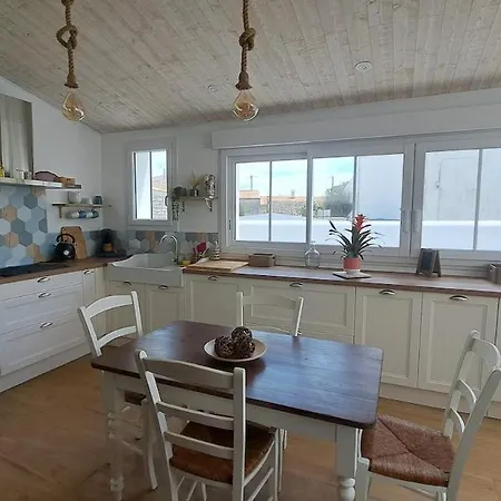 Maison Louis *
