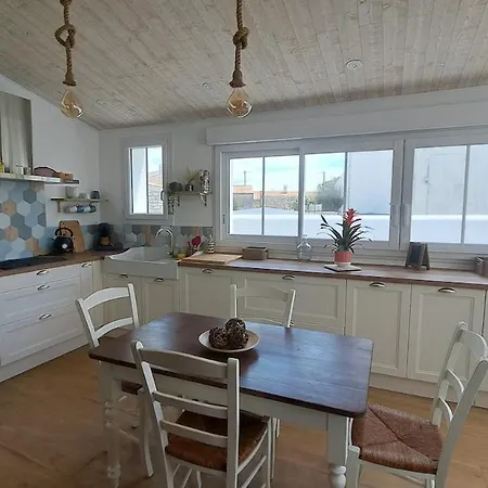Maison Louis *
