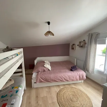 Maison Louis 펜션 *